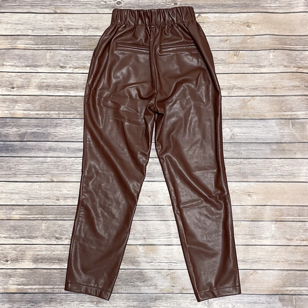 Abercrombie Fitch Brown Vegan Leather Tapered Hi Waisted Elastic Waistband Pants - Picture 4 of 10